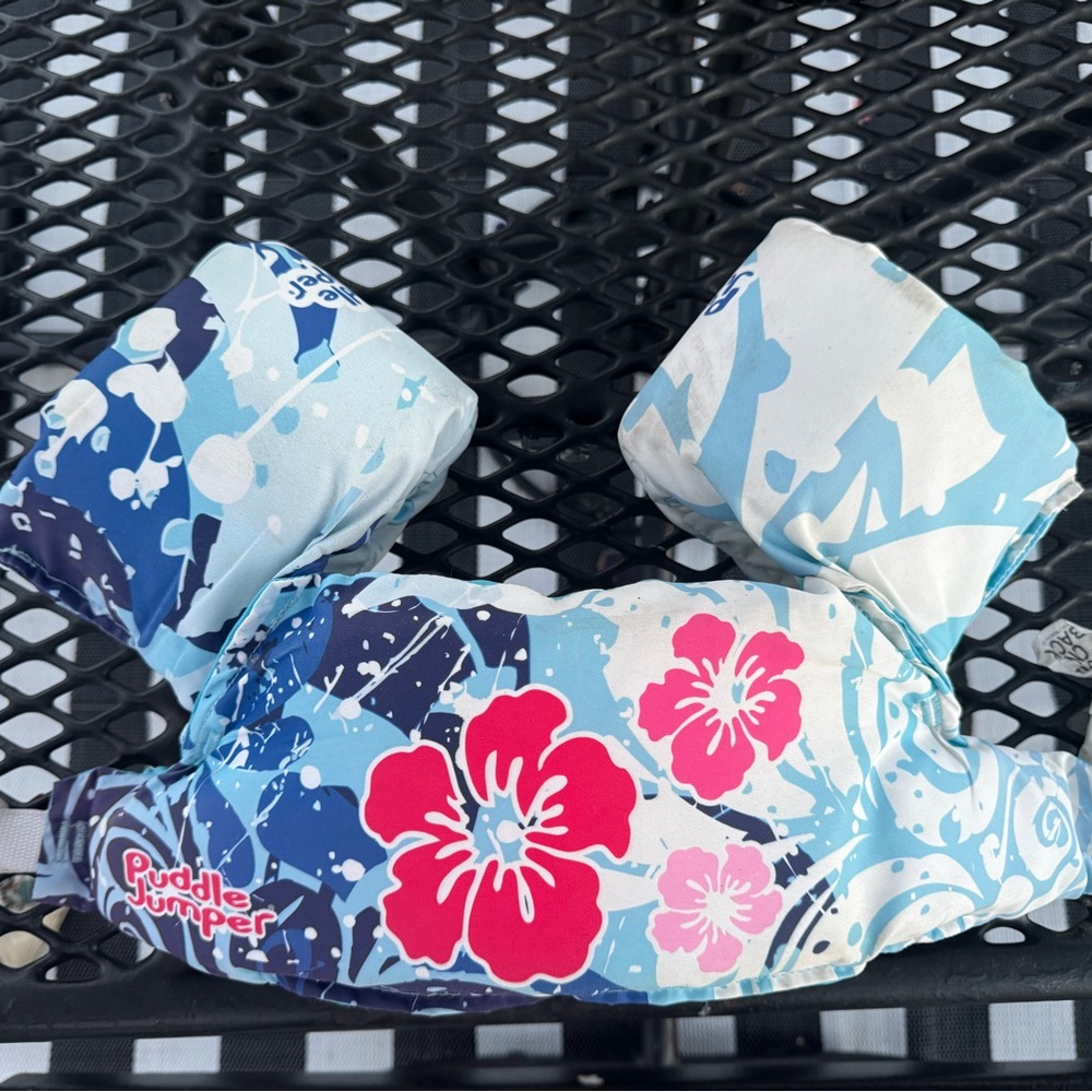 Blue Floral Swim Vest puddle jumper